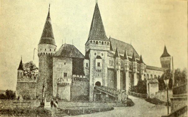 (p.143) [Fig.64] Castelul Corvineştilor de la Huniedoara.